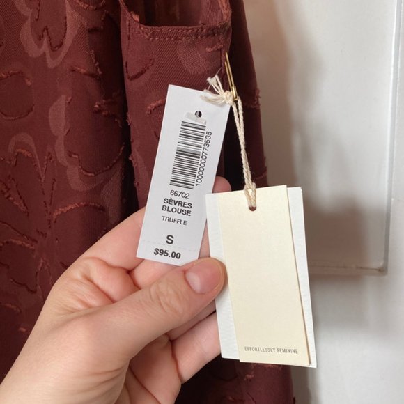 Aritzia Wilfred Sevres Blouse 'Truffle' Size S - Picture 4 of 7